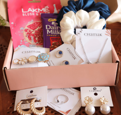 Gift Box ₹999