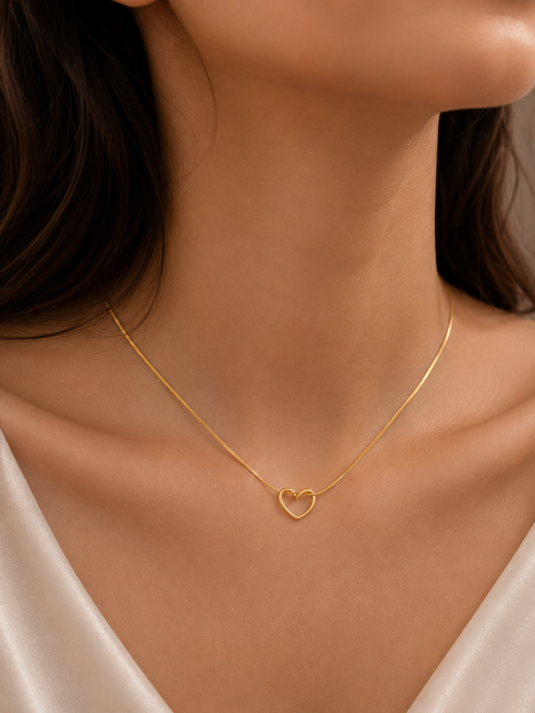 Golden Heart Minimal Necklace